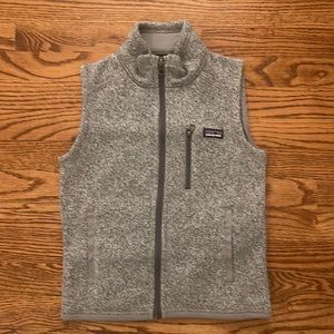 Patagonia Boys Grey Vest Size Small, Never Worn, Tags Have Been Removed